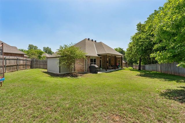 13221 Englewood Lane, Edmond, OK 73013