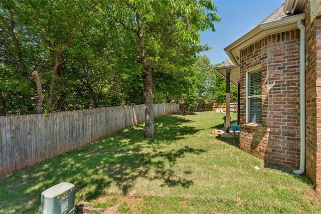 13221 Englewood Lane, Edmond, OK 73013