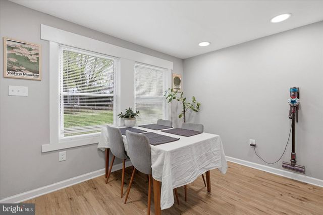 66 E BUCKINGHAM AVE, Mount Ephraim, NJ 08059