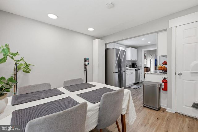 66 E BUCKINGHAM AVE, Mount Ephraim, NJ 08059