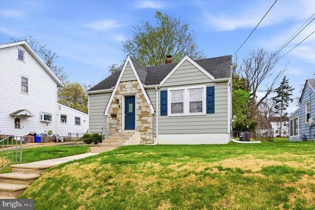 66 E BUCKINGHAM AVE, Mount Ephraim, NJ 08059