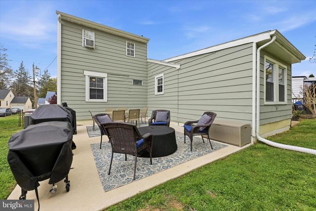 66 E BUCKINGHAM AVE, Mount Ephraim, NJ 08059