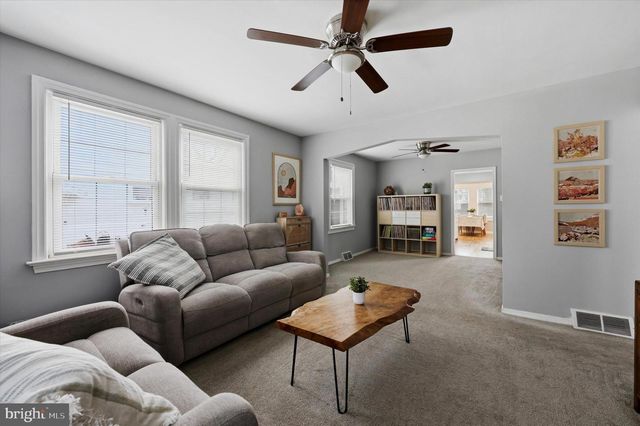 66 E BUCKINGHAM AVE, Mount Ephraim, NJ 08059