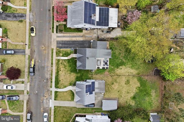 66 E BUCKINGHAM AVE, Mount Ephraim, NJ 08059