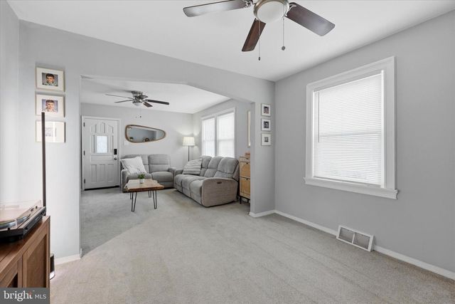 66 E BUCKINGHAM AVE, Mount Ephraim, NJ 08059