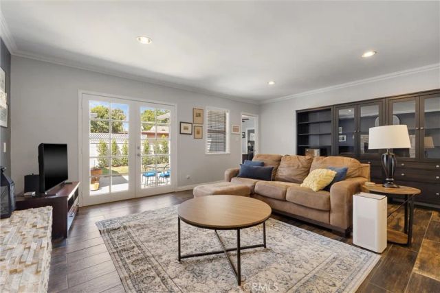 5329 E Flagstone Street, Long Beach, CA 90808
