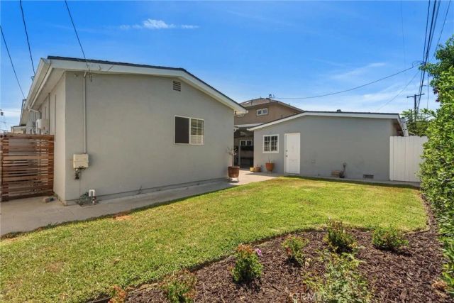 5329 E Flagstone Street, Long Beach, CA 90808