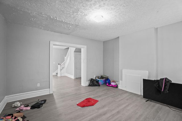 158-160 Midland Avenue, Columbus, OH 43223