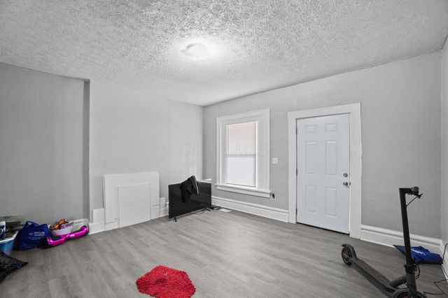 158-160 Midland Avenue, Columbus, OH 43223