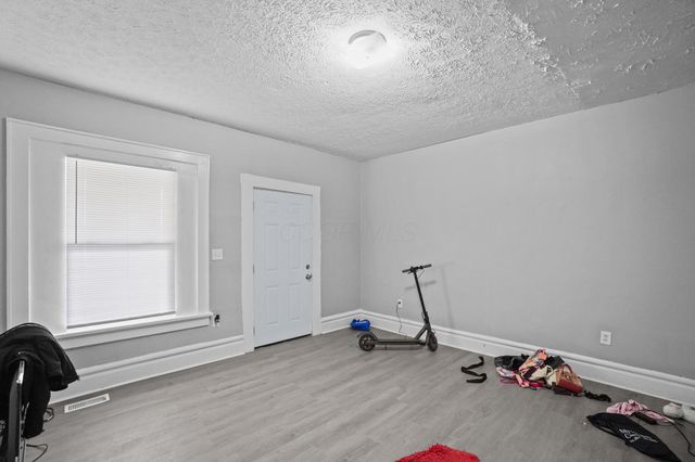 158-160 Midland Avenue, Columbus, OH 43223