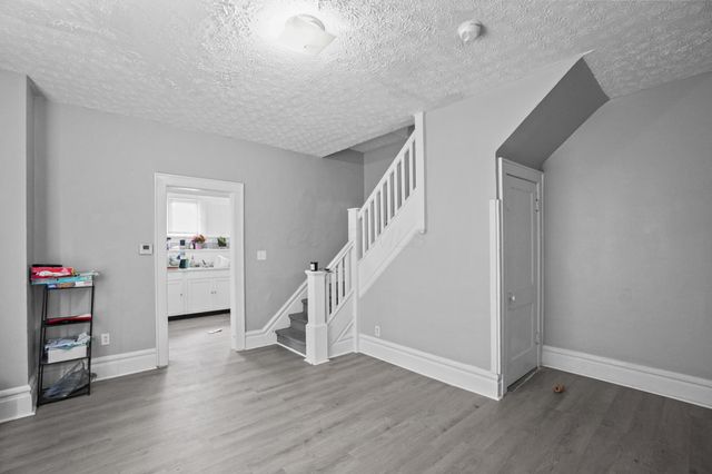 158-160 Midland Avenue, Columbus, OH 43223