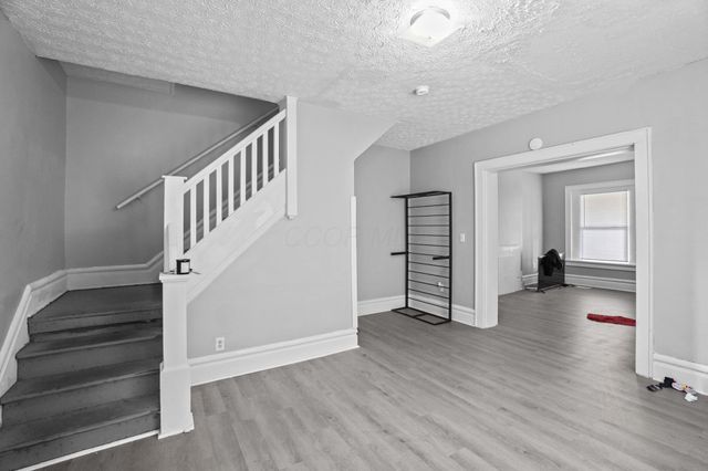 158-160 Midland Avenue, Columbus, OH 43223