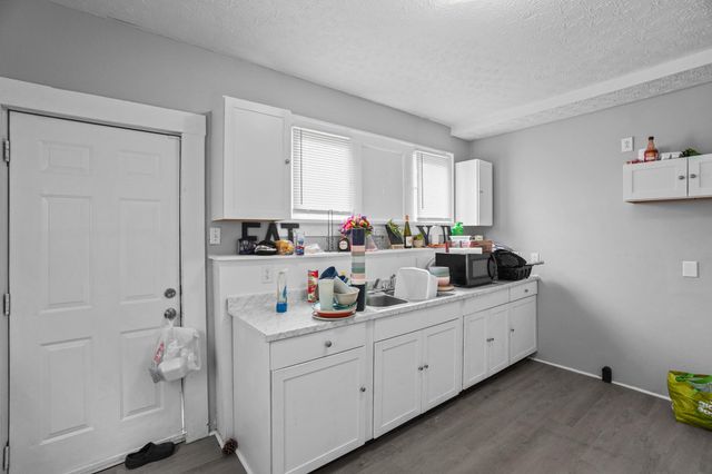 158-160 Midland Avenue, Columbus, OH 43223