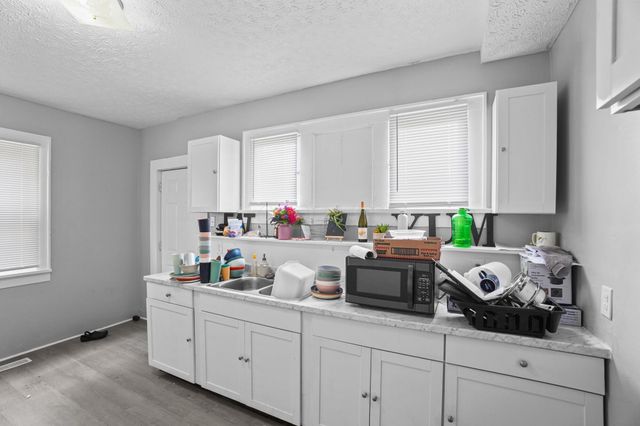158-160 Midland Avenue, Columbus, OH 43223