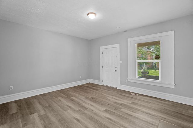 158-160 Midland Avenue, Columbus, OH 43223