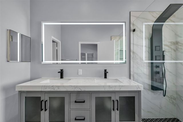 716 Juniper Ln, Weston, FL 33327