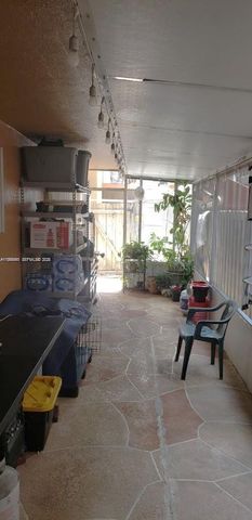 2425 W 76th St 109, Hialeah, FL 33016