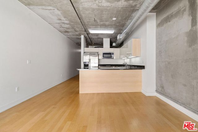 645 W 9th Street 607, Los Angeles, CA 90015