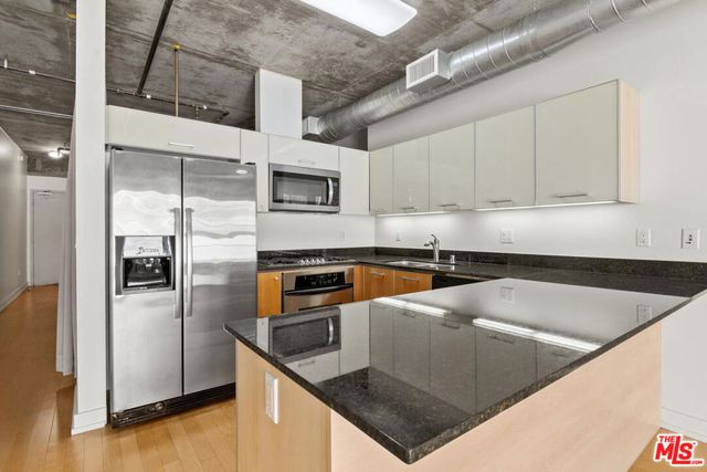 645 W 9th Street 607, Los Angeles, CA 90015