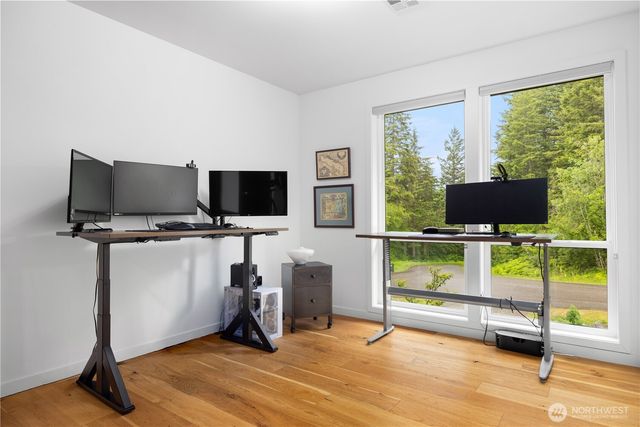 10350 348th Avenue SE, Snoqualmie, WA 98065