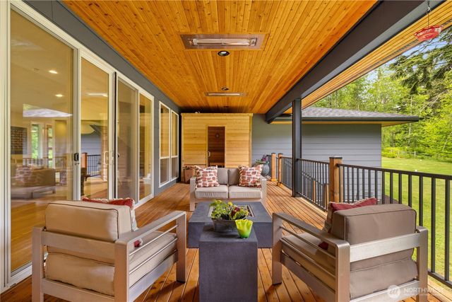 10350 348th Avenue SE, Snoqualmie, WA 98065