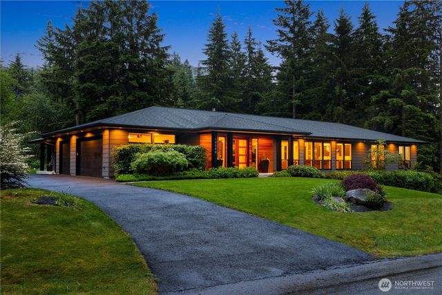 10350 348th Avenue SE, Snoqualmie, WA 98065