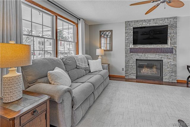 293 Pine Street, Lockport City, NY 14094