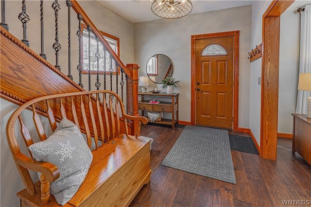 293 Pine Street, Lockport City, NY 14094