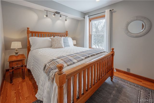 293 Pine Street, Lockport City, NY 14094