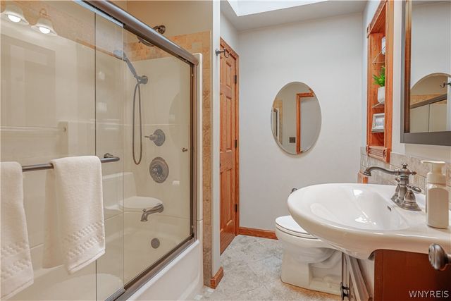 293 Pine Street, Lockport City, NY 14094