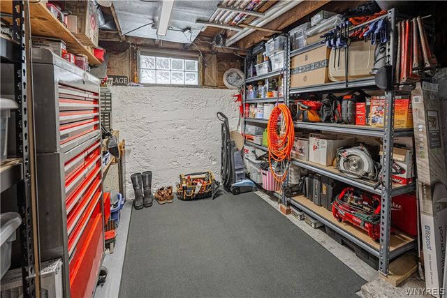 293 Pine Street, Lockport City, NY 14094