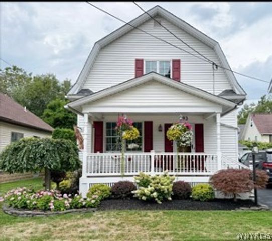 293 Pine Street, Lockport City, NY 14094