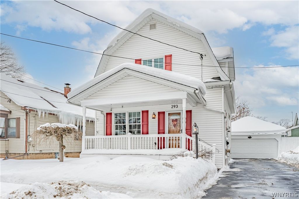 293 Pine Street, Lockport City, NY 14094