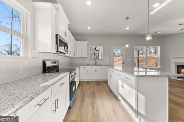 181 Blackberry Court, Pendergrass, GA 30567