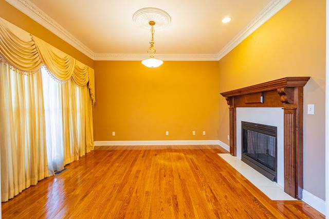 114 Courtside Ln, Tullahoma, TN 37388