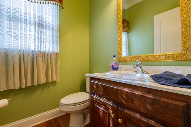 114 Courtside Ln, Tullahoma, TN 37388