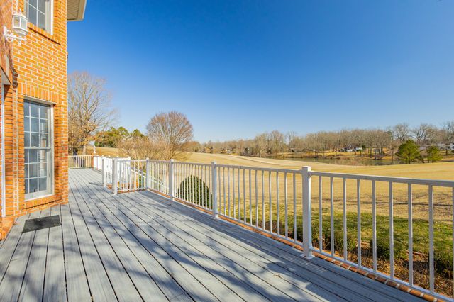 114 Courtside Ln, Tullahoma, TN 37388