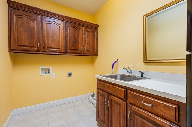 114 Courtside Ln, Tullahoma, TN 37388