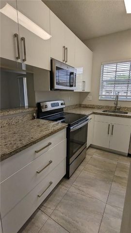 2361 NW 96th Terrace 18 G, Pembroke Pines, FL 33024
