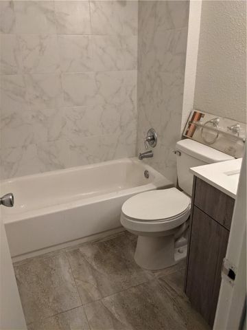 2361 NW 96th Terrace 18 G, Pembroke Pines, FL 33024