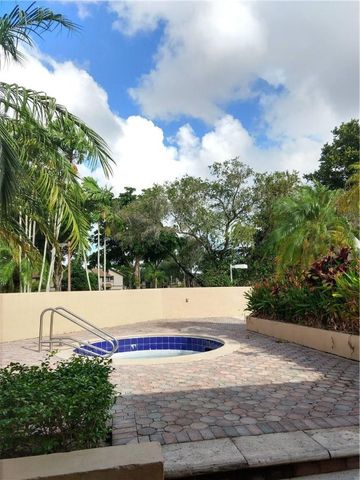 2361 NW 96th Terrace 18 G, Pembroke Pines, FL 33024