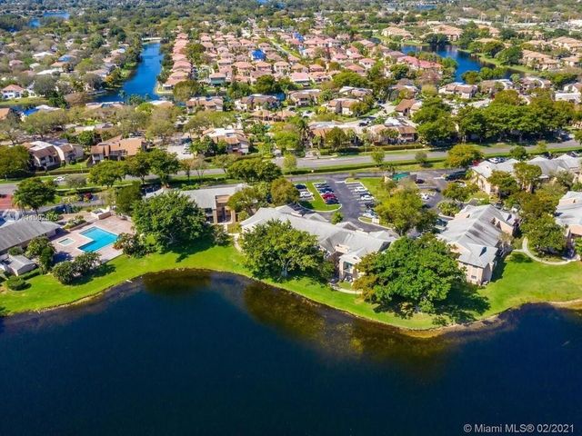 2361 NW 96th Terrace 18 G, Pembroke Pines, FL 33024