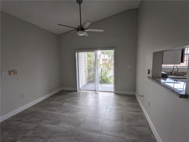 2361 NW 96th Terrace 18 G, Pembroke Pines, FL 33024