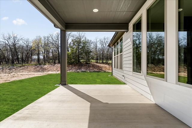 131 Spring Valley Road, Paradise, TX 76073