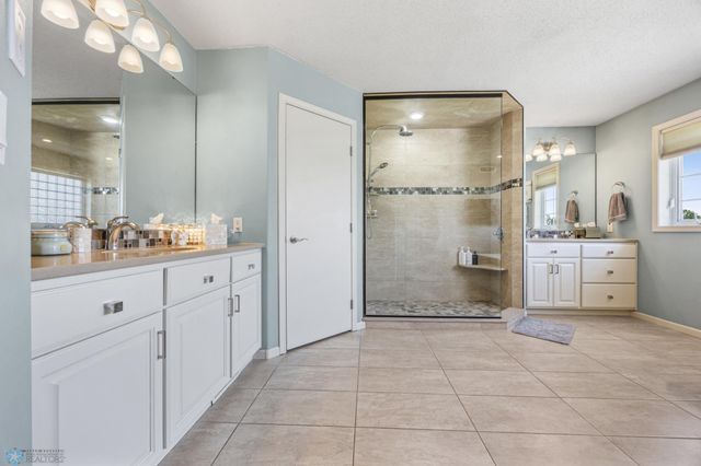 215 51st Avenue E, West Fargo, ND 58078