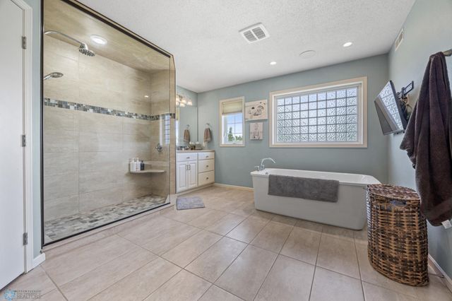 215 51st Avenue E, West Fargo, ND 58078