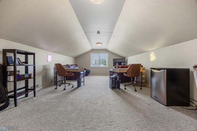 215 51st Avenue E, West Fargo, ND 58078