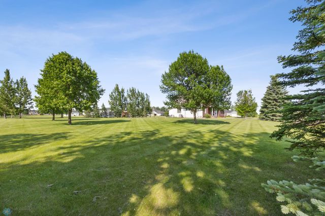 215 51st Avenue E, West Fargo, ND 58078