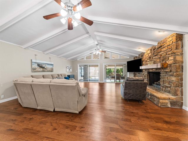 10 Guadalajara Lane, Hot Springs Village, AR 71909