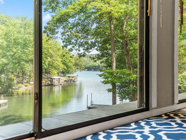 10 Guadalajara Lane, Hot Springs Village, AR 71909